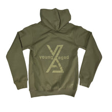 Cargar imagen en el visor de la galería, LOGO TEAM HOODIE - OLIVE
